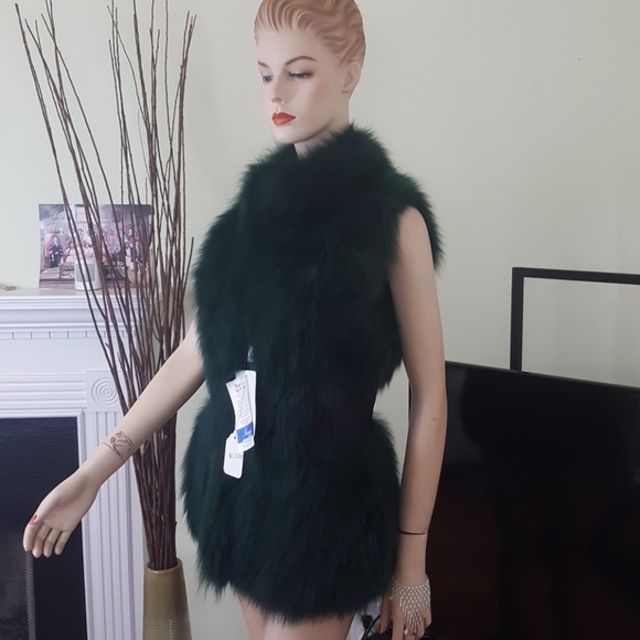 Fox Fur Vest with Leather Trim - Picture 3 of 8